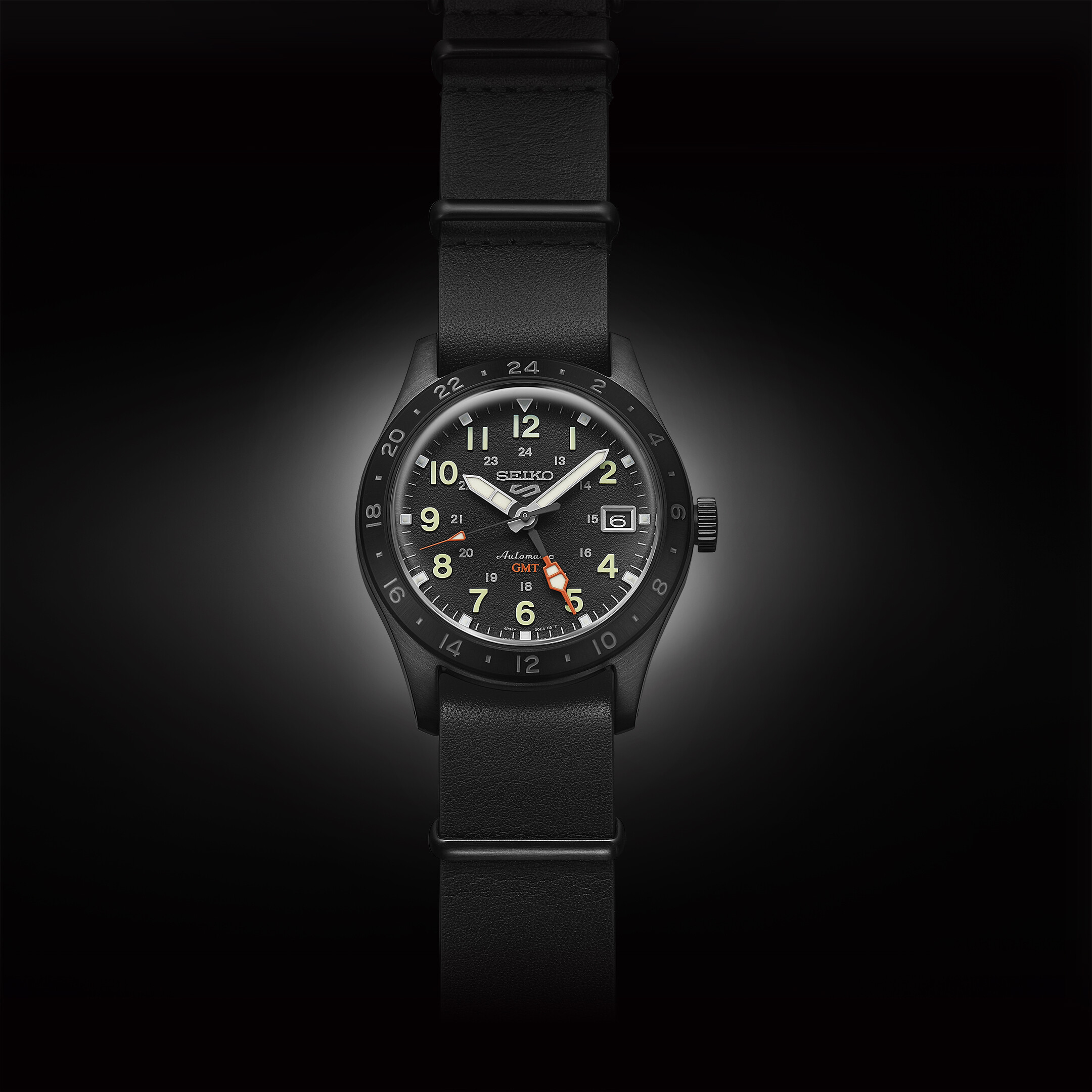 Seiko 5 Sports Field series  - Automatik GMT - Schwarz / Schwarz