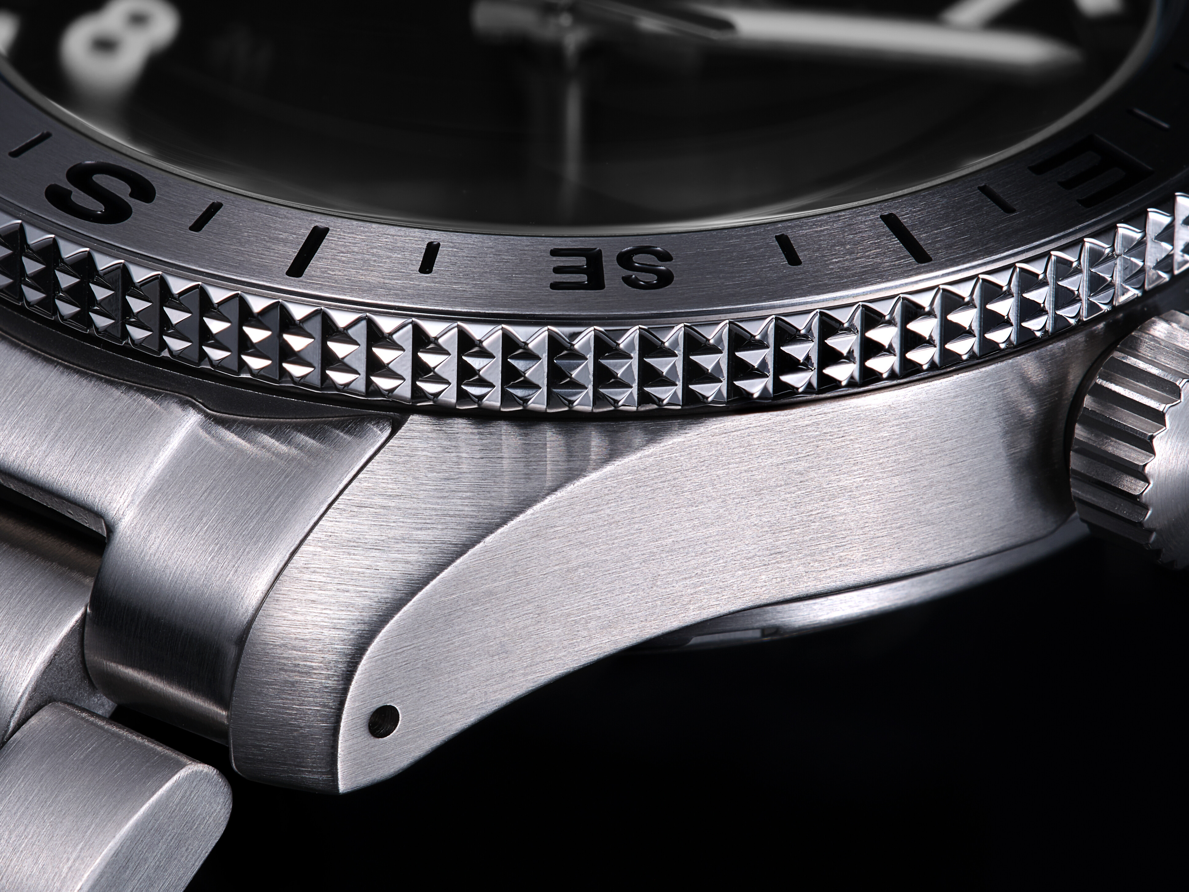 Seiko 5 Sports Field series  - Automatik - Schwarz
