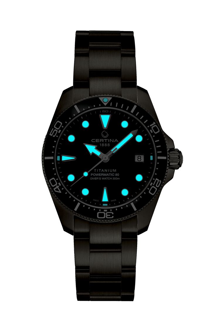 DS Action Diver 38 Titanium - Powermatic 80 - Schwarz / Pink